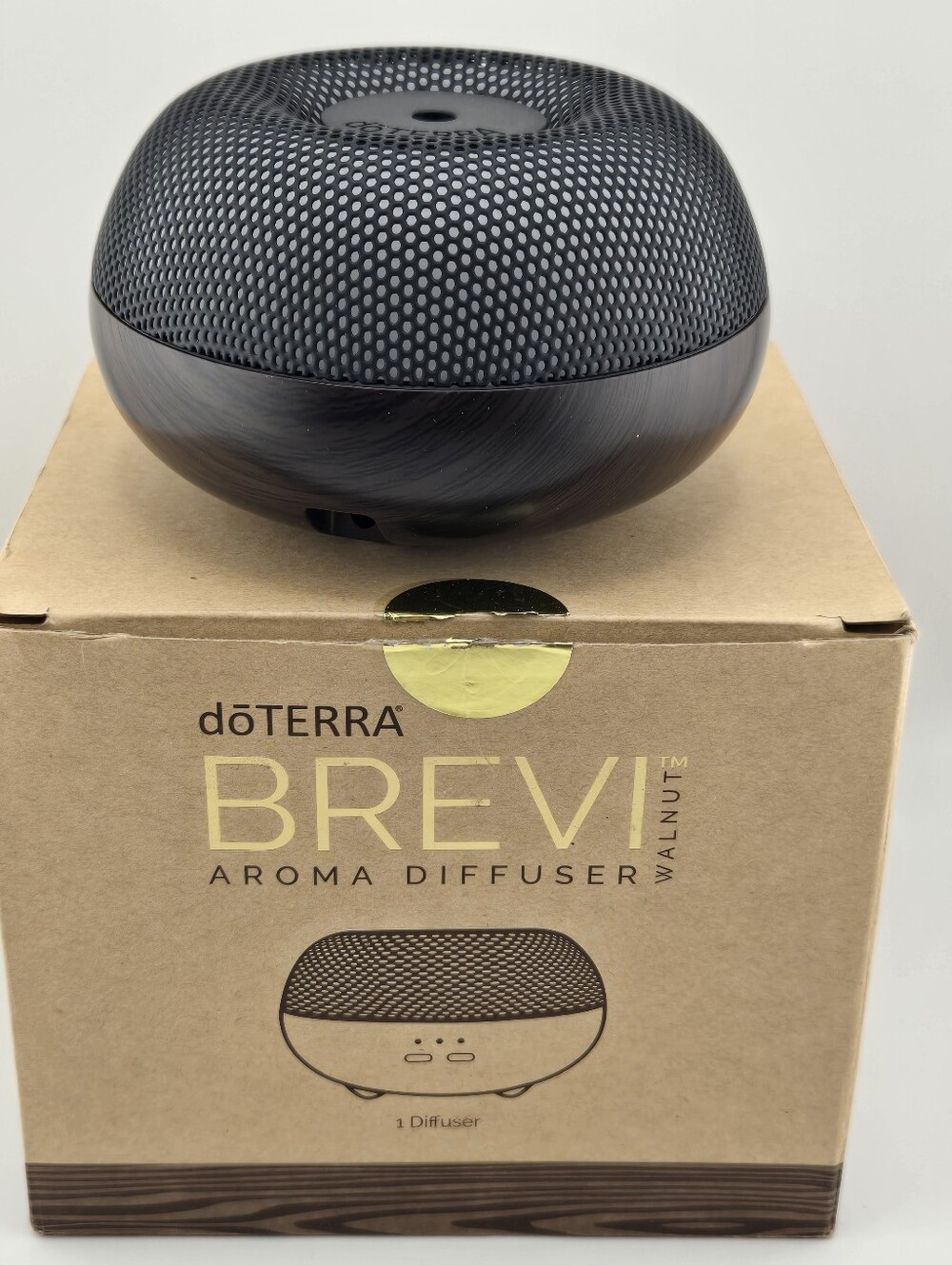 doTERRA Brevi Walnut Aroma Diffuser - New - Ultrasonic Mist & LED Light